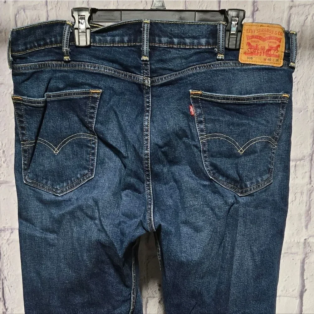Levi’s 505 Men’s Jeans 40x30 Straight Leg Medium Blue Denim Classic Fit Stretch